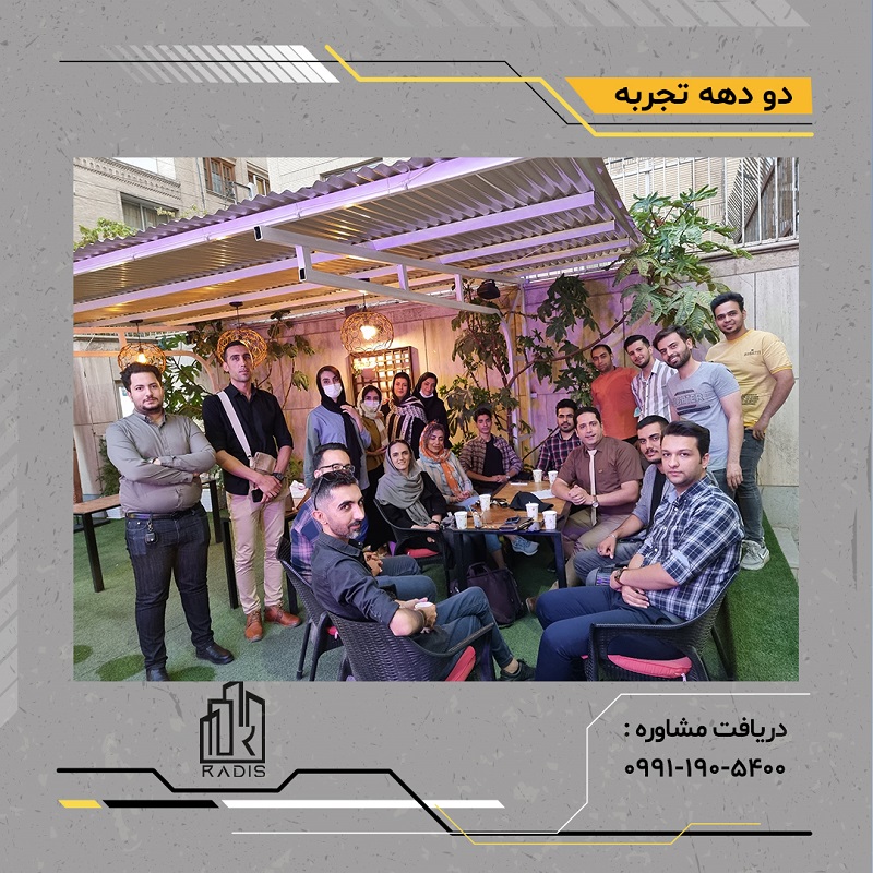 نشست صمیمی مهندس زارعی با دانشجویان درباره راهاندازی دفاتر مهندسی در صنعت ساختمان در آکادمی طرح و ساخت رادیس اصفهان